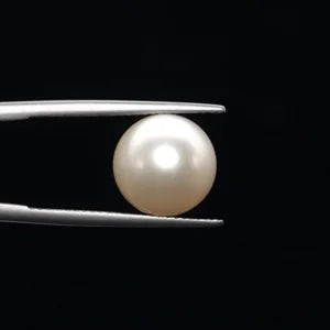 Natural Pearl - 9.68ct