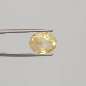 Natural Yellow Sapphire - 8.89ct