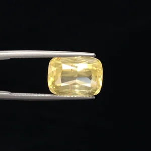 Natural Yellow Sapphire - 10.28ct